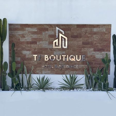 Tj Boutique Hotel Утхайтхани Экстерьер фото